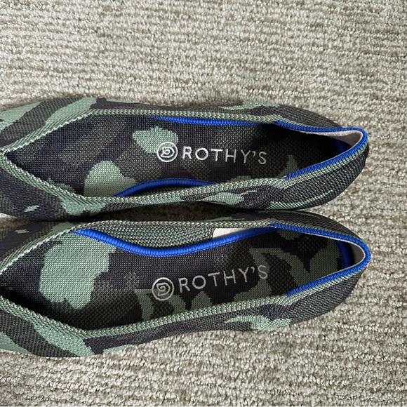 ROTHY’S The Point Olive Green Camo Pointed Toe Slip On Flats Size 12 - Picture 4 of 10